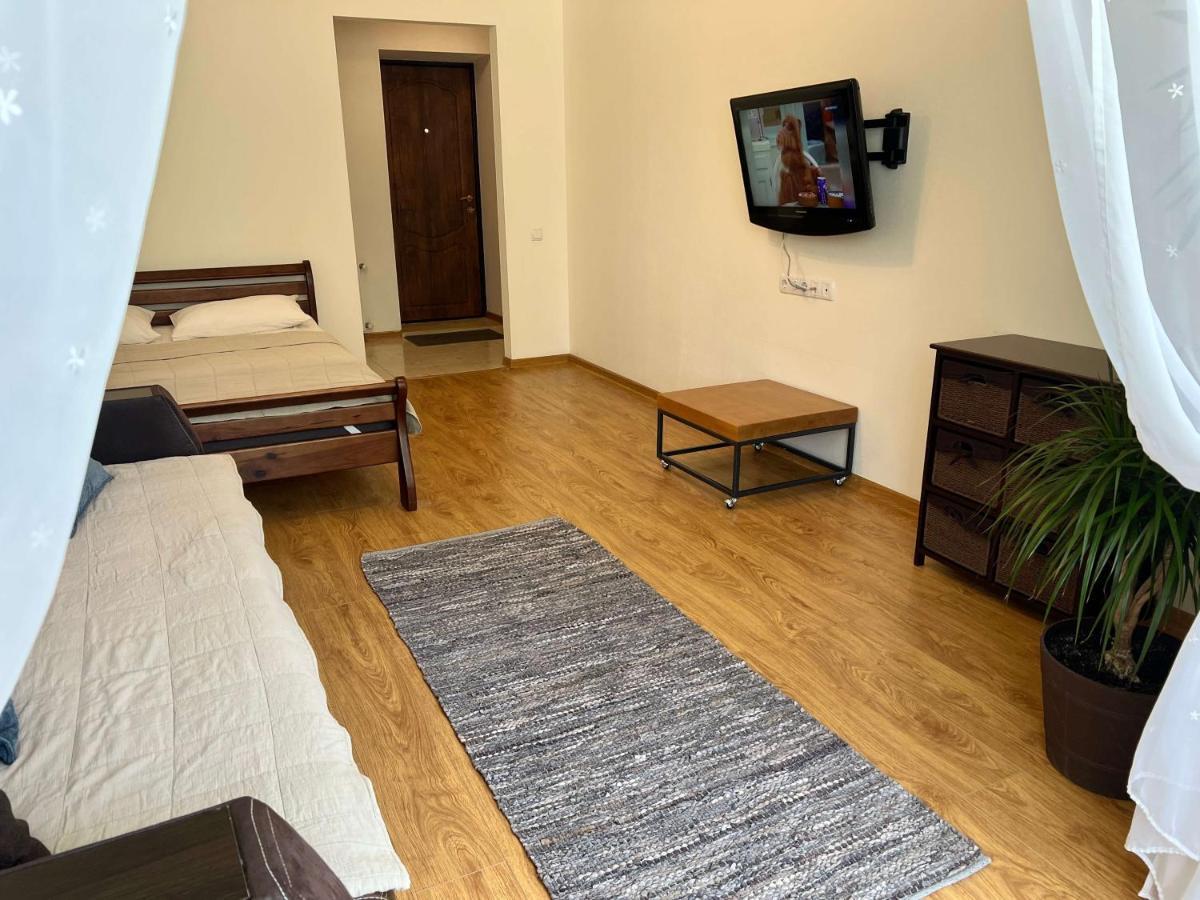 New Apartment "Family Estate" Kamjanets-Podilsky Buitenkant foto